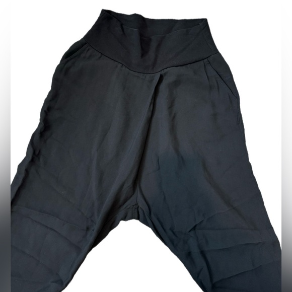 Humanoid woman pants with two pockets (L/R) Size small can fit up to Medium - Picture 3 of 13